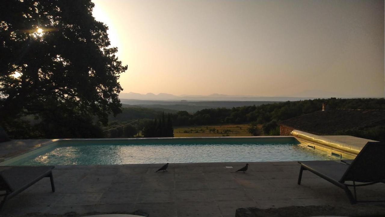 Hotel La Ferme Les Eybrachas Réauville Exteriér fotografie