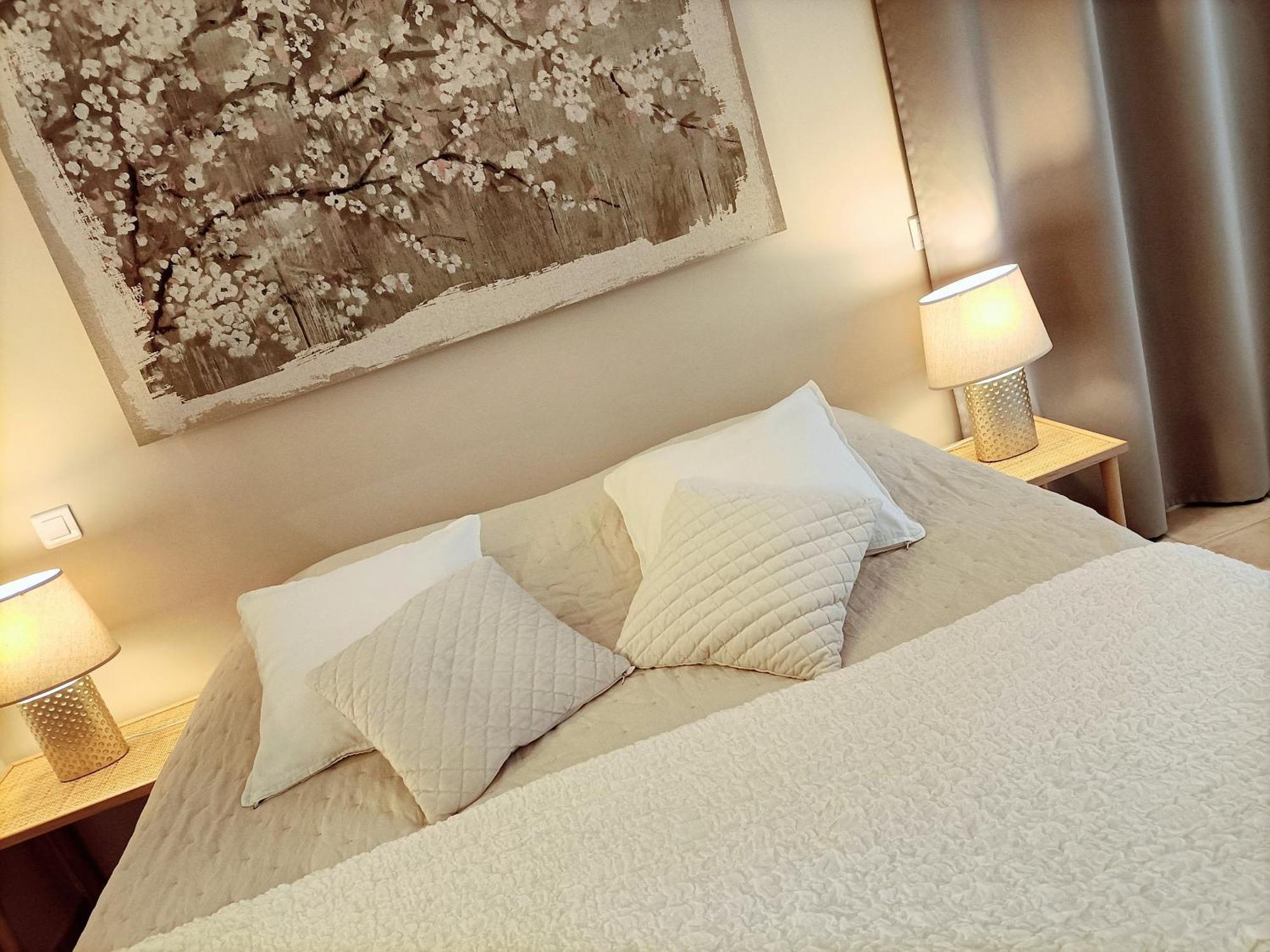 Hotel La Ferme Les Eybrachas Réauville Pokoj fotografie